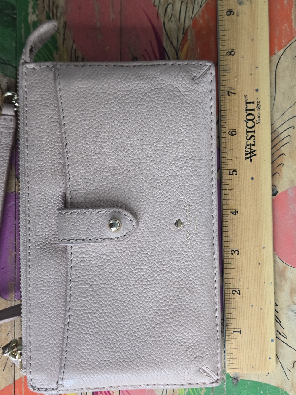 Women’s Light Pink Kate Spade Leather Crossbody Wallet